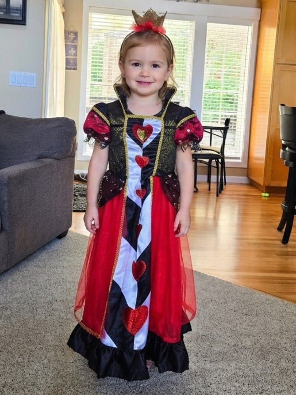 Spirit Halloween sz 2T girls Queen of Hearts Costume with Crown